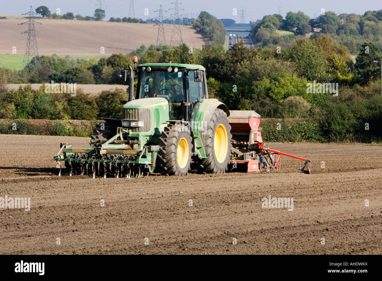 Traktor und "seed Drill" Oktober Stockfoto