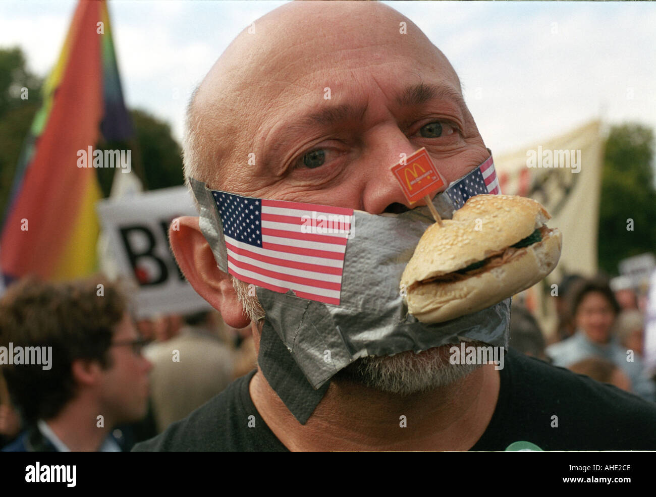 Anti-Kapitalist protestieren in London während eines Halts die Krieg-Demonstration. Stockfoto