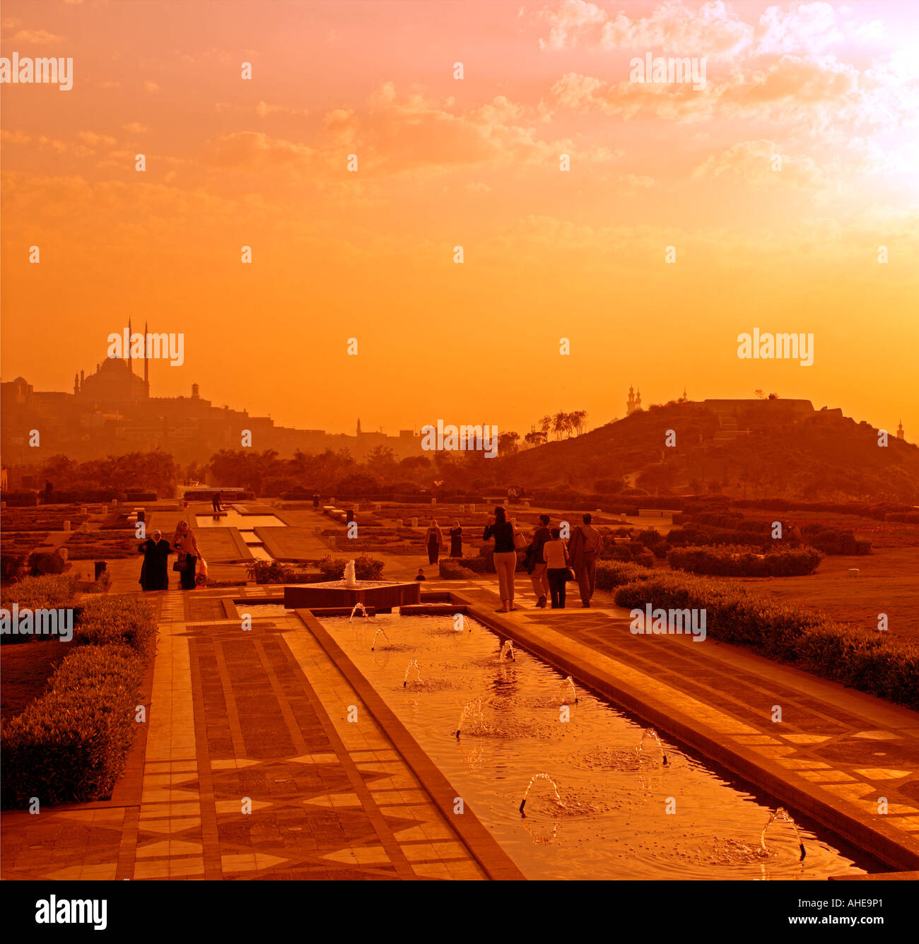 Al-Azhar-Park in der Abenddämmerung Stockfoto