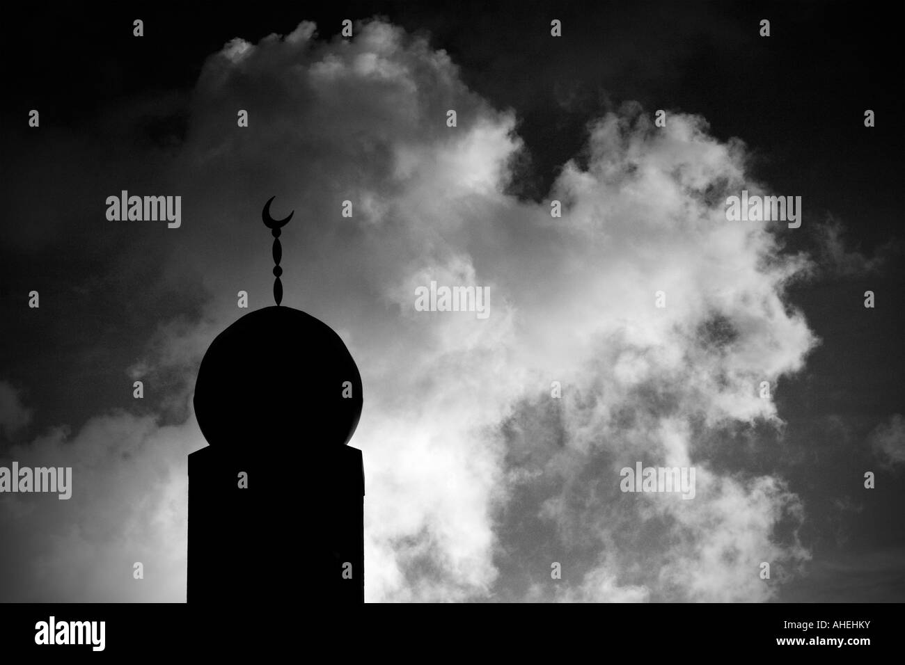 Mineret einer Moschee Silhouette Stockfoto