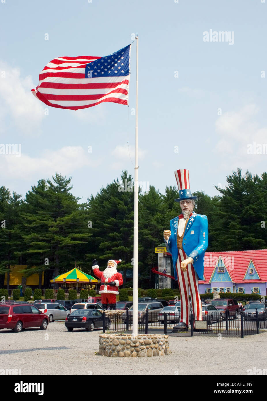 Die weltweit höchste Uncle Sam im Zauberwald in Lake George New York Stockfoto