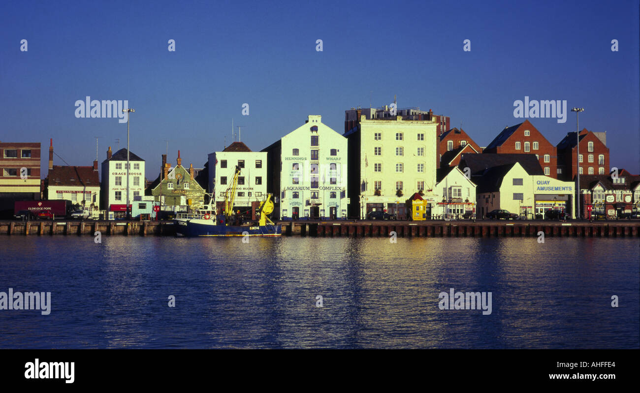 Blick auf Kai Gebäude Poole Quay Dorset England UK Stockfoto