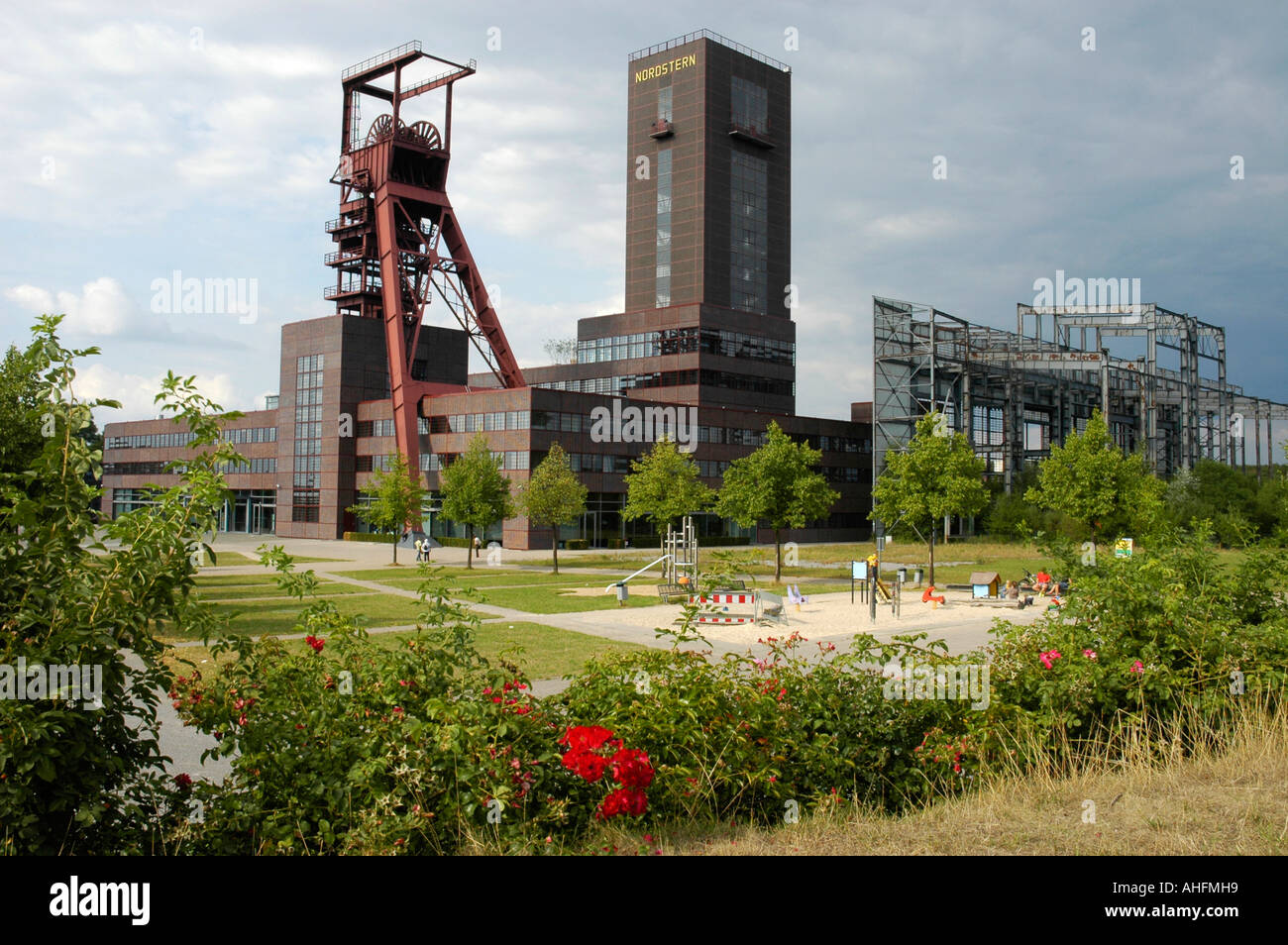 Nordsternpark, Straße der Industrie Kultur, Gelsenkirchen, Ruhr Gebiet, NRW, Nordrhein-Westfalen, Deutschland Stockfoto