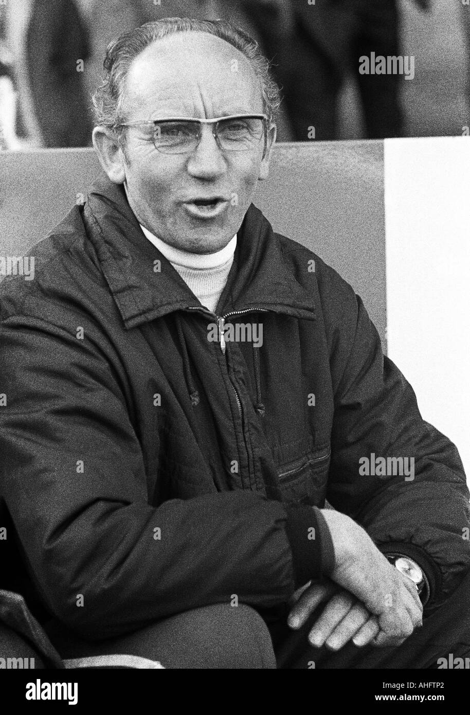 Fußball, Bundesliga, 1968/1969, Borussia Moenchengladbach gegen TSV 1860 München 3:0, Boekelberg Stadion München Trainer Hans Pilz Stockfoto