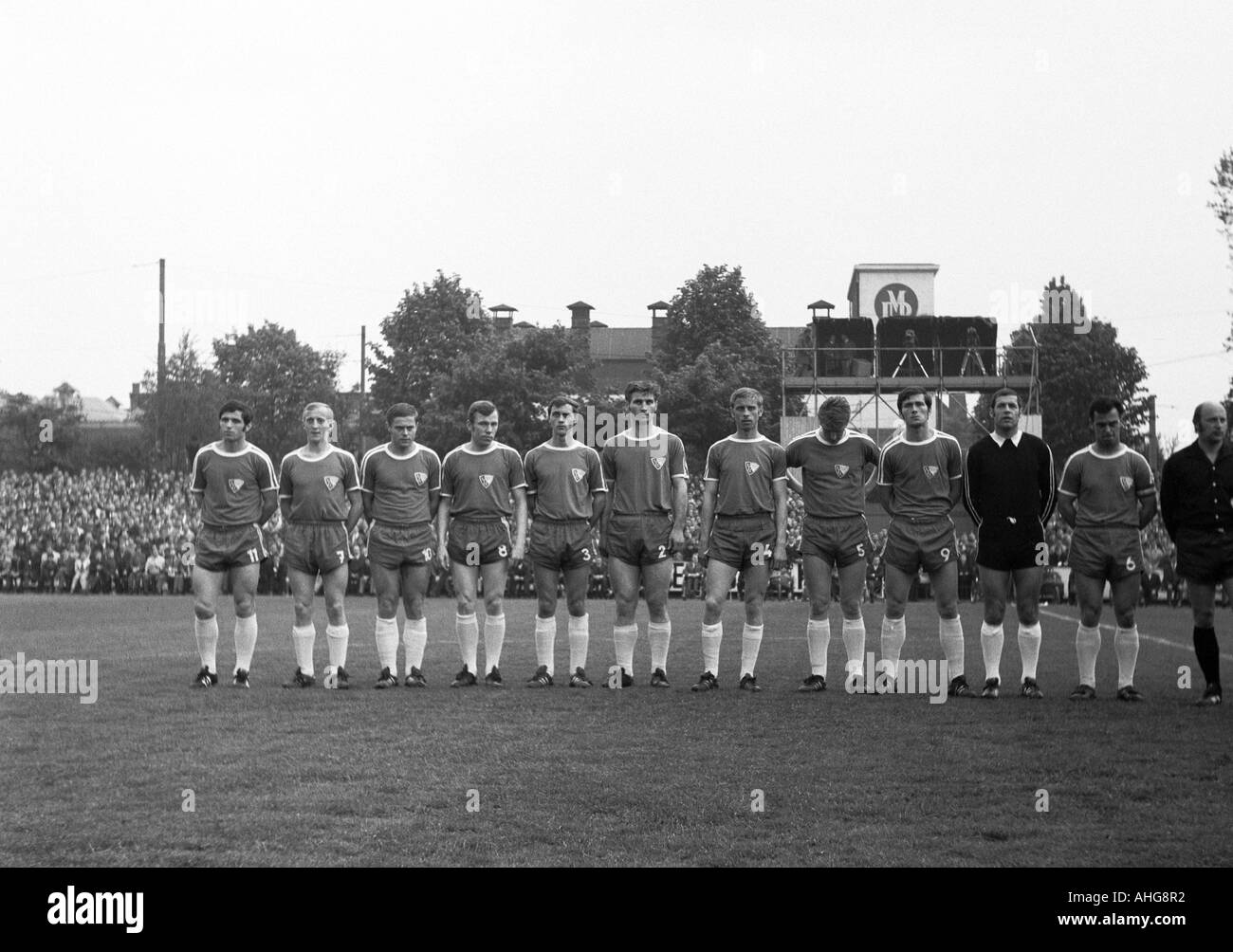 Fußballspiel, Regionalliga 1969/1970, Förderung, Bundesliga 1970/1971, VfL Bochum gegen FK Pirmasens 3:1, Stadion an der Castroper Straße in Bochum, Team Foto Schuss der Bochum team, v.l.n.r.: Dieter Farn, Hans Grieger, Juergen Jansen, wir Stockfoto