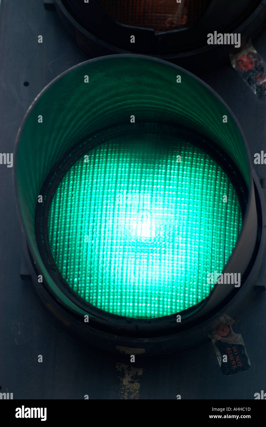 Grüne gehen leichte Verkehrszeichen London England UK Stockfoto
