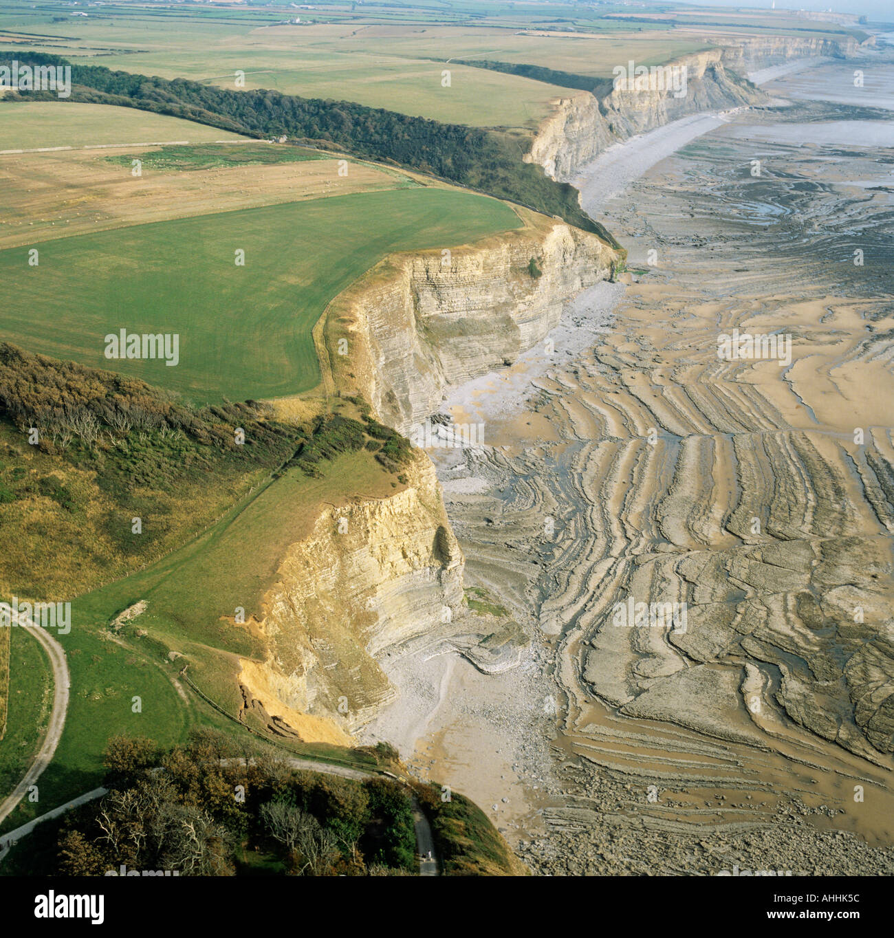 Cliff Erosion Muster Südwales Küste UK Luftbild Stockfoto