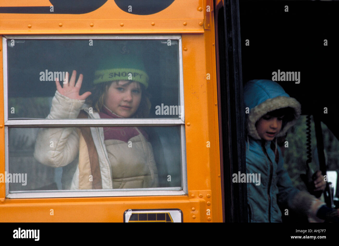 Grundschule Mädchen auf Schulbus St. Paul Minnesota Stockfoto