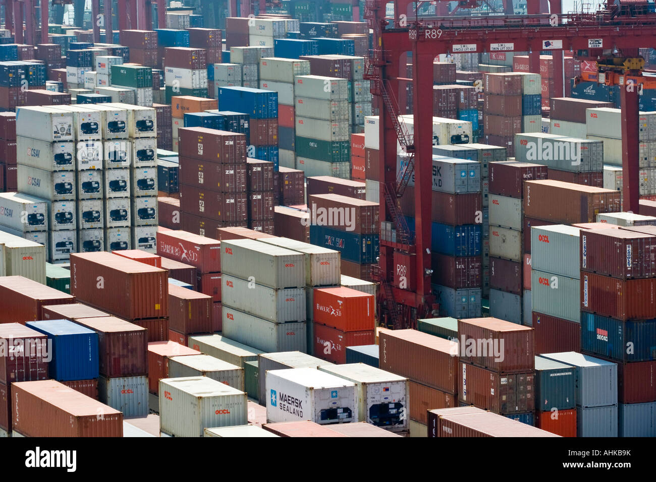 Shipping Container moderne Terminals Hong Kong Docks Stockfoto