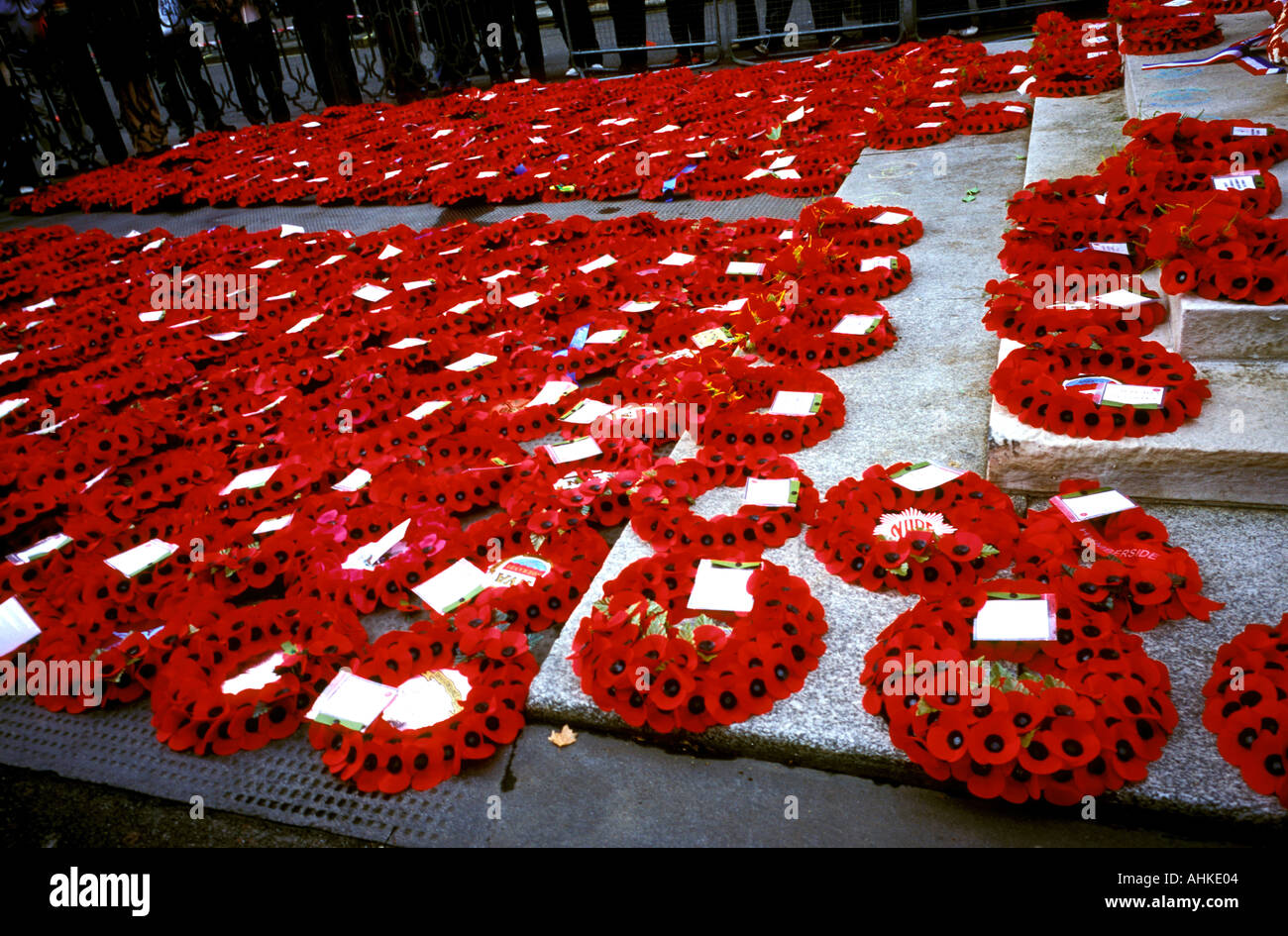 Die 2004 Erinnerung-Tag Zeremonie am Cenotaph in Whitehall, London Stockfoto