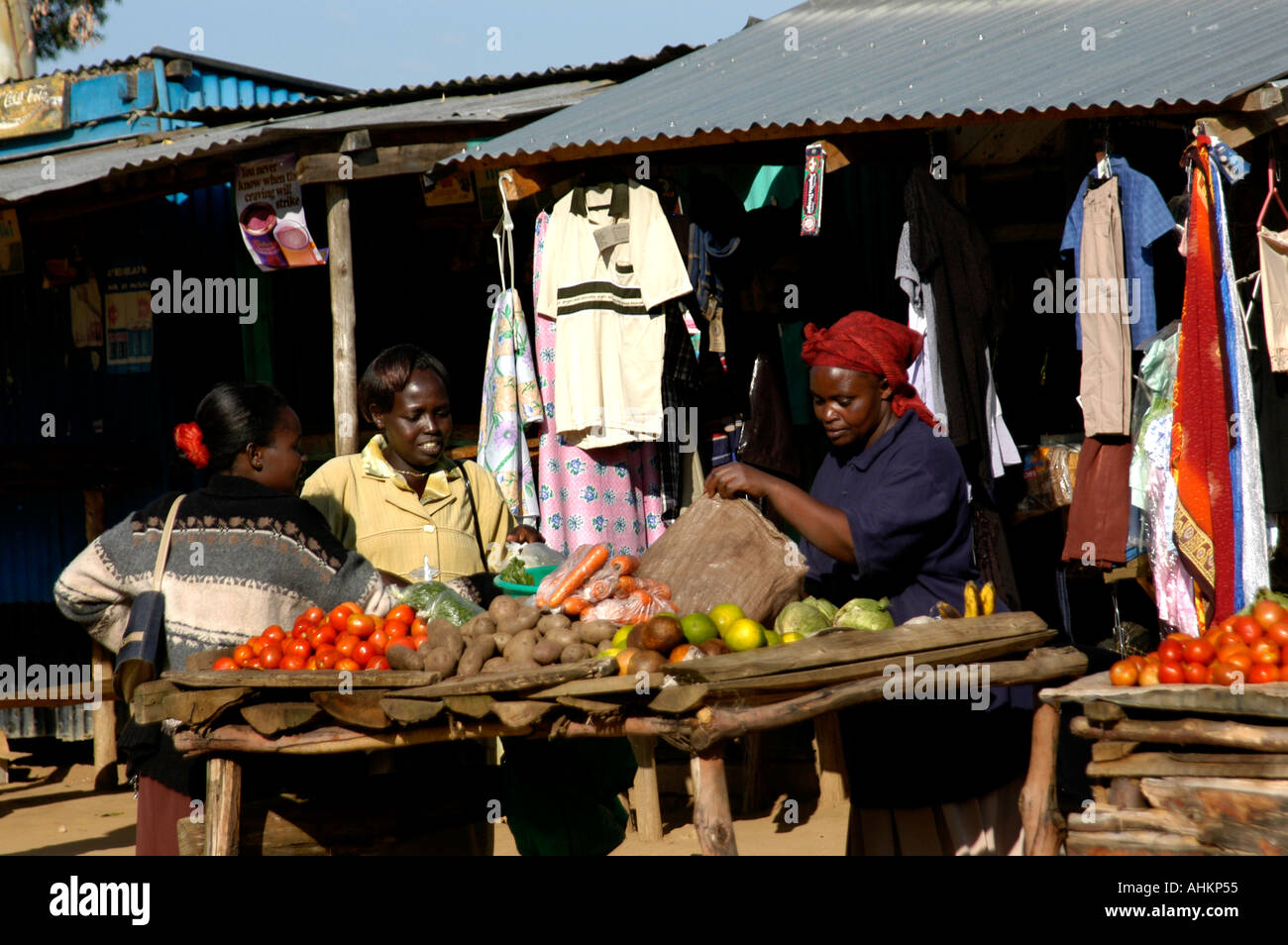 Kenia Tansania Grenze Grenze Gemüsehändler Markt Stockfoto