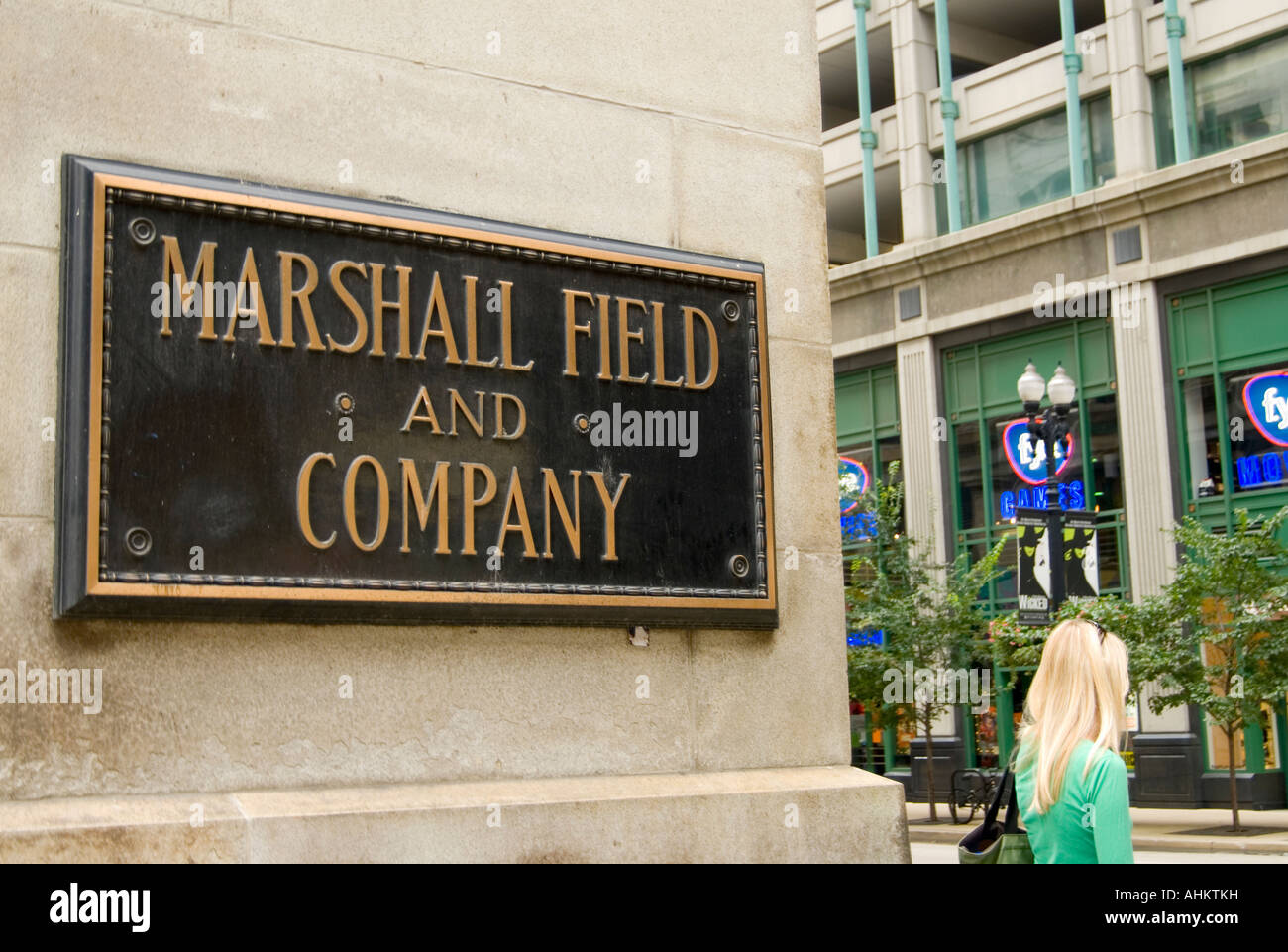 Marshall Felder Sign & Shopper / Chicago Stockfoto