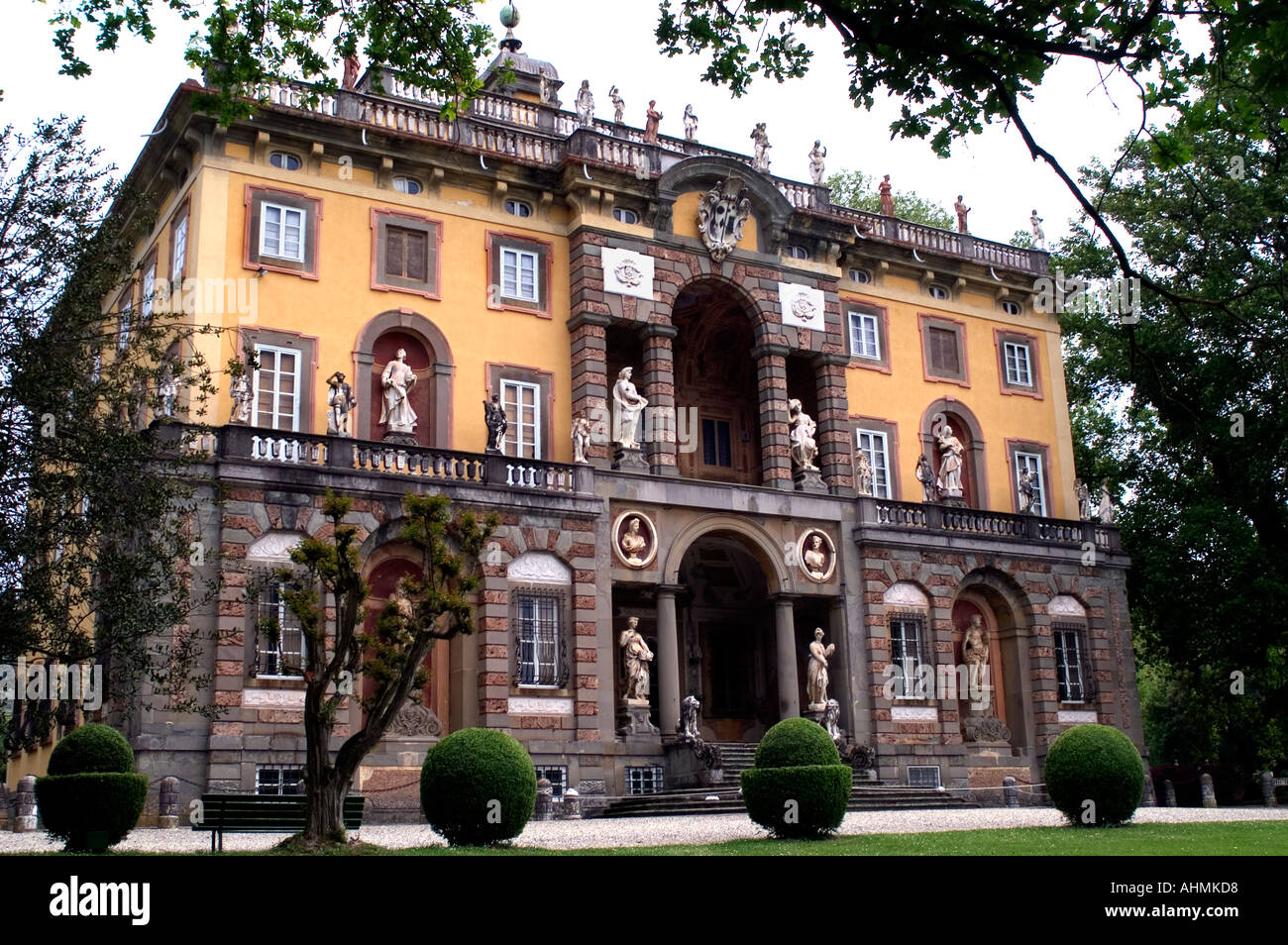 Garten der Villa Torrigiani Lucca Toskana Italien Stockfotografie Alamy