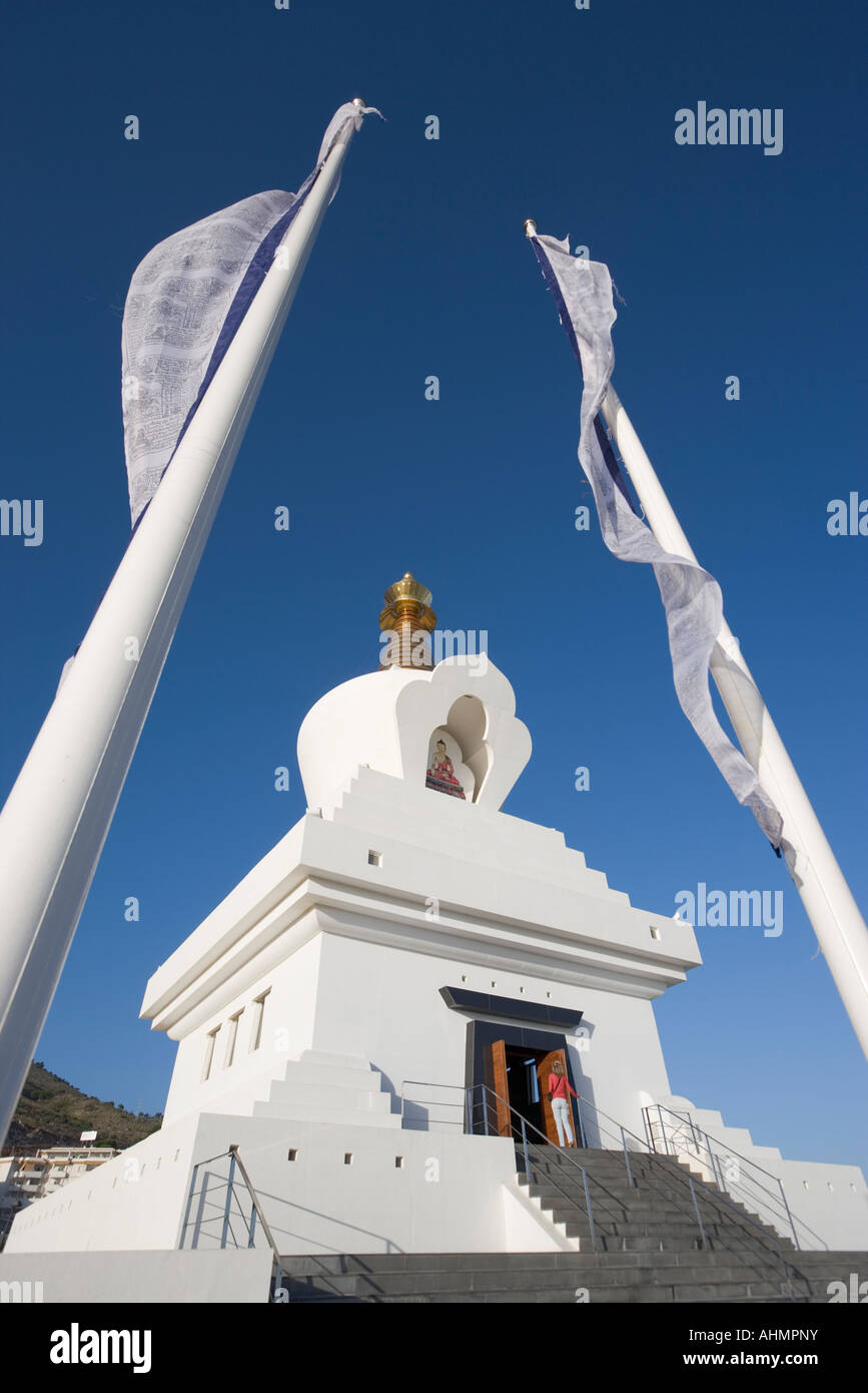 Benalmadena Pueblo Costa del Sol Malaga Provinz Spanien die buddhistische Erleuchtung Stupa Stockfoto