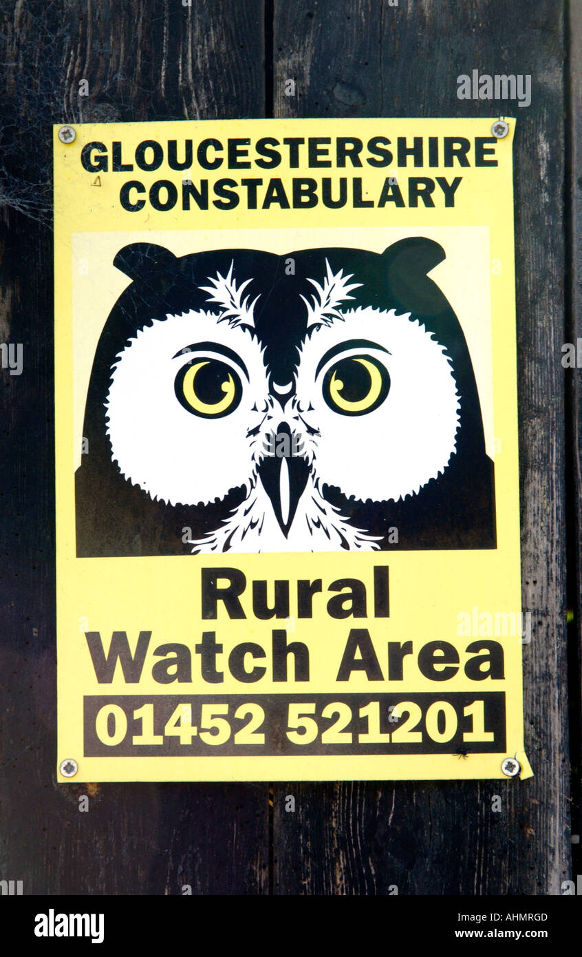 Polizei ländlichen Kriminalität Uhr Zeichen in der Nähe von Symonds Yat Rock in Wye Valley Gloucestershire England UK Stockfoto