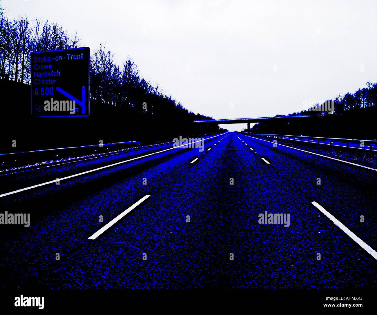 Straßenschild auf verlassenen Autobahn M6, Midlands, England, Staffordshire, A500, Kreuzung 16, UK, Stockfoto