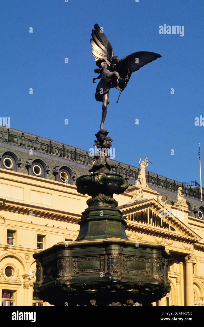 Europa London England UK Vereinigtes Königreich Großbritannien Piccadilly Circus Statue des Eros Stockfoto