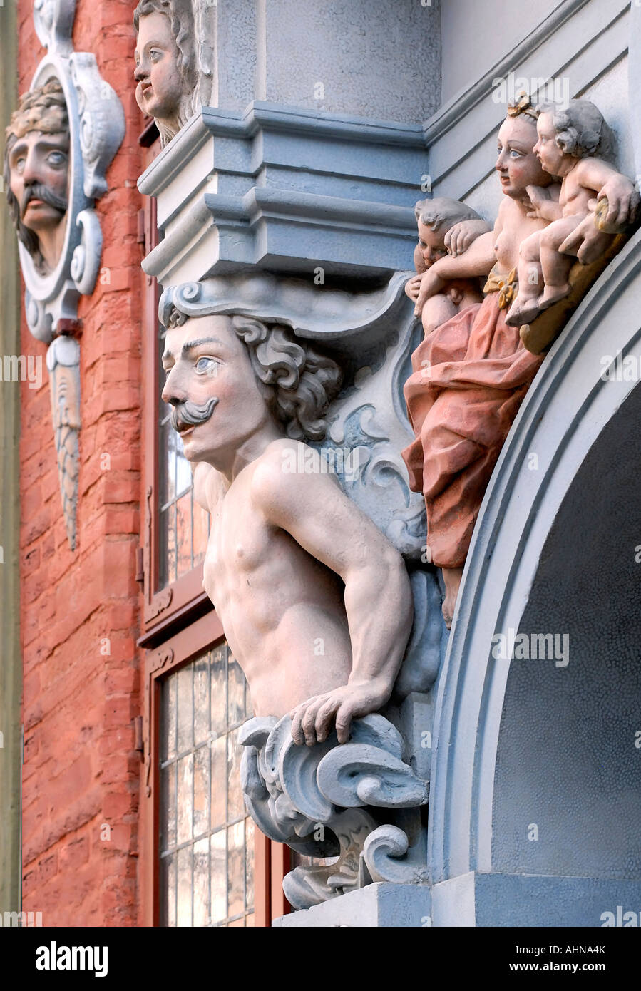Details zum Jugendstil in einem Historischen Haus in Danzig, Polen Stockfoto