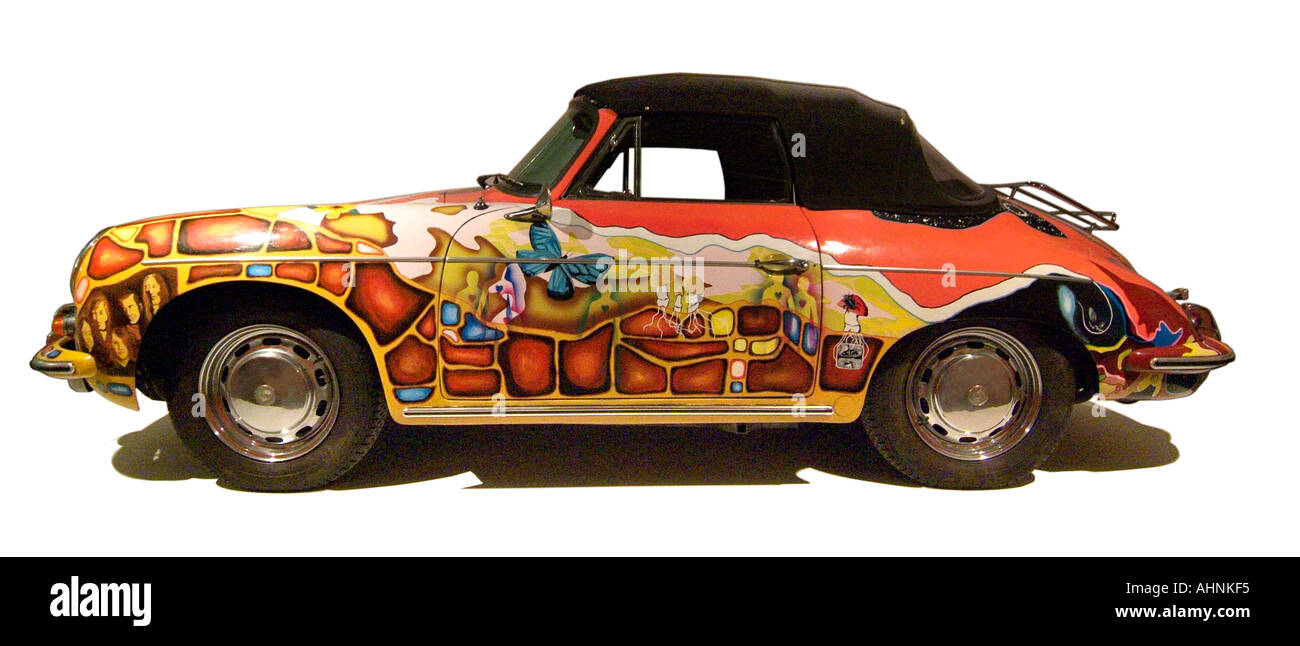 psychedelische Porsche Auto Coupe Oldtimer Automobil bizarre Kunst malen Arbeit Sport Multi geschmückt Sommer der Liebe Stockfoto