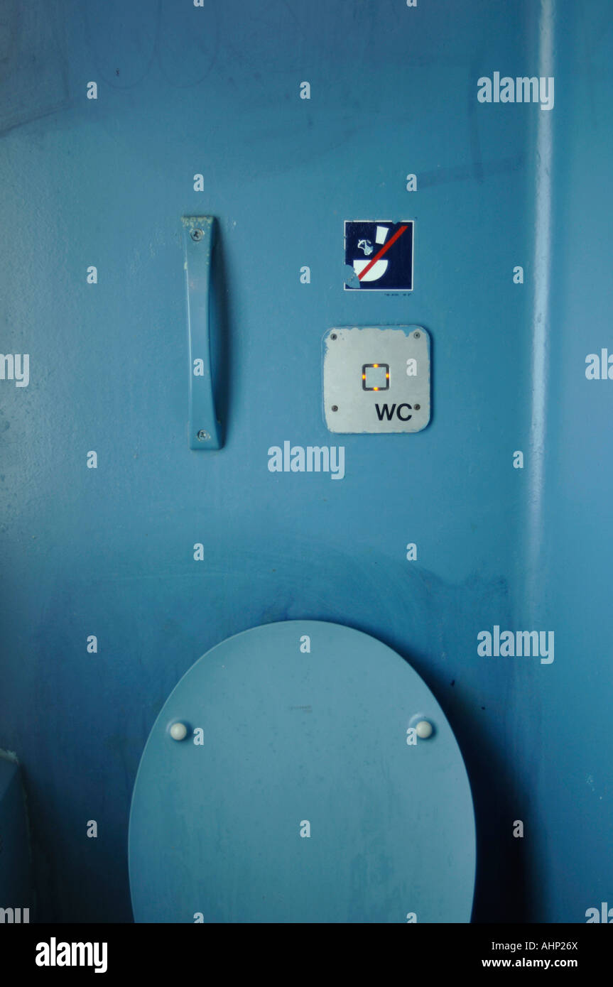 Toilette im Zug in Deutschland Stockfoto