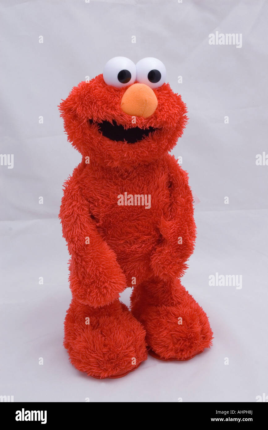 Roter Smiley Elmo aus der Sesamstraße der Muppet show in einem weißen  Hintergrund Stockfotografie - Alamy
