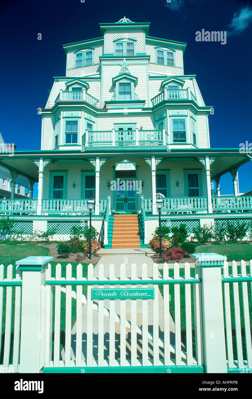 4 story-viktorianischen Haus und Lattenzaun Cape kann New Jersey Stockfoto