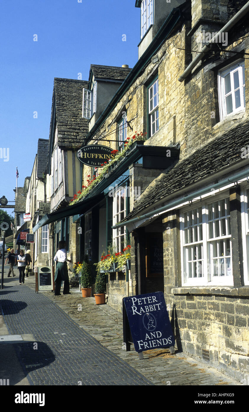 High Street, Burford, Oxfordshire, England, Vereinigtes Königreich Stockfoto