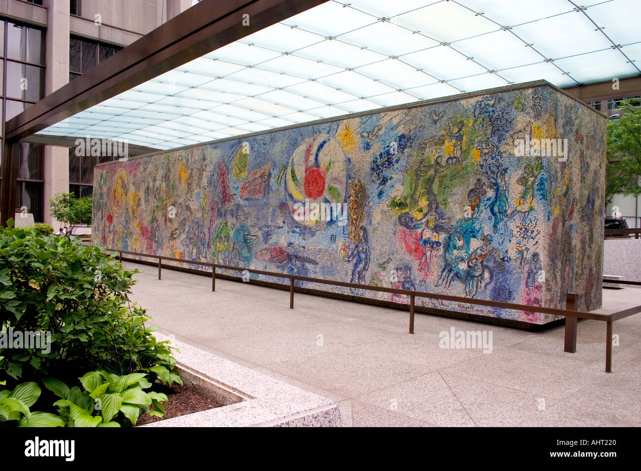Marc Chagall Wand Four Seasons Mosaik. Chicago Illinois IL USA  Stockfotografie - Alamy