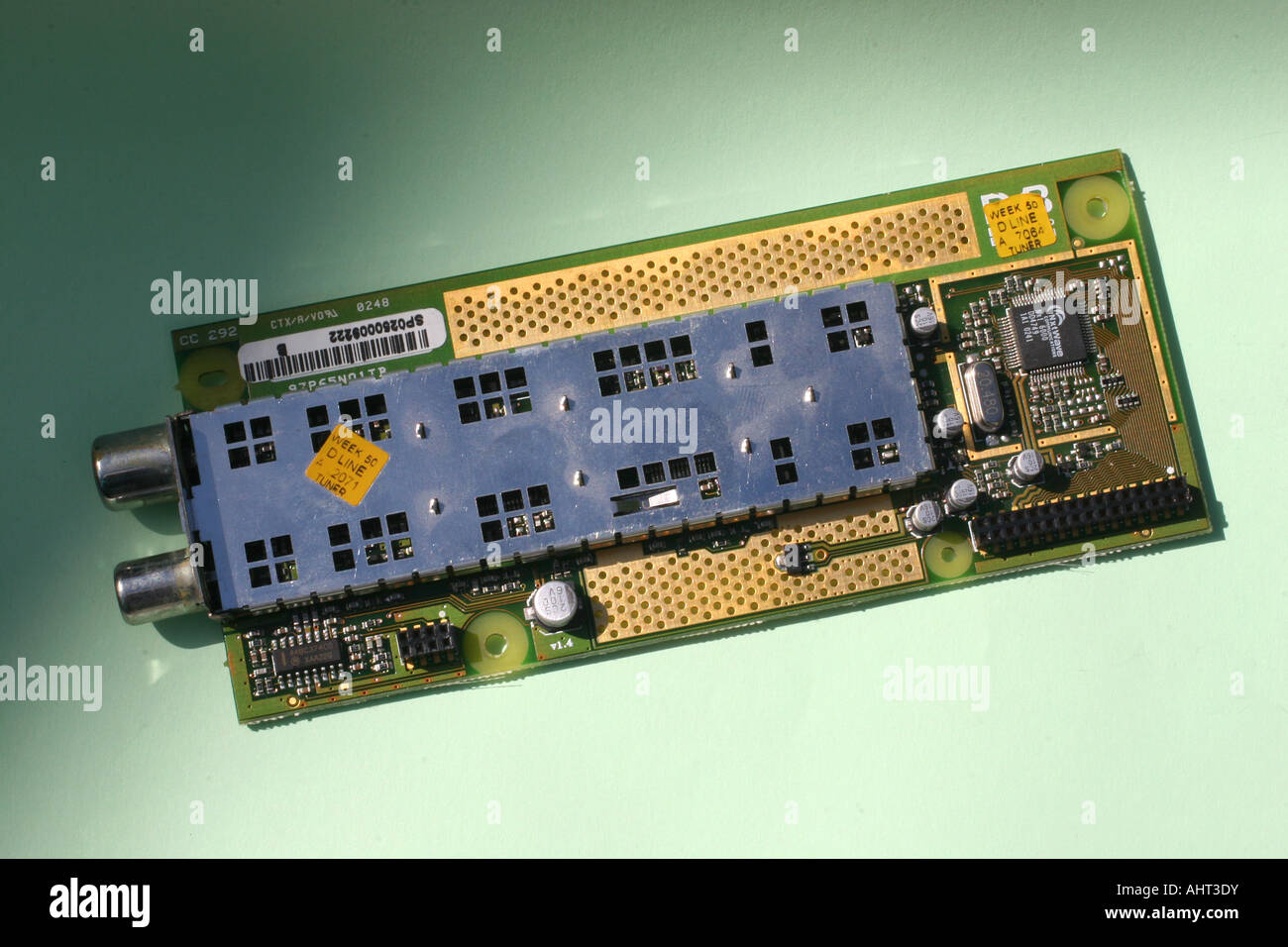 TV Tuner-Einheit mit vielen Geräten erfordern einen Fernseher Eingang oder Ausgang ausgestattet. Stockfoto