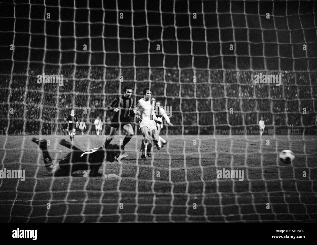Fußball, Europapokal der Landesmeister 1971/1972, achte Finale