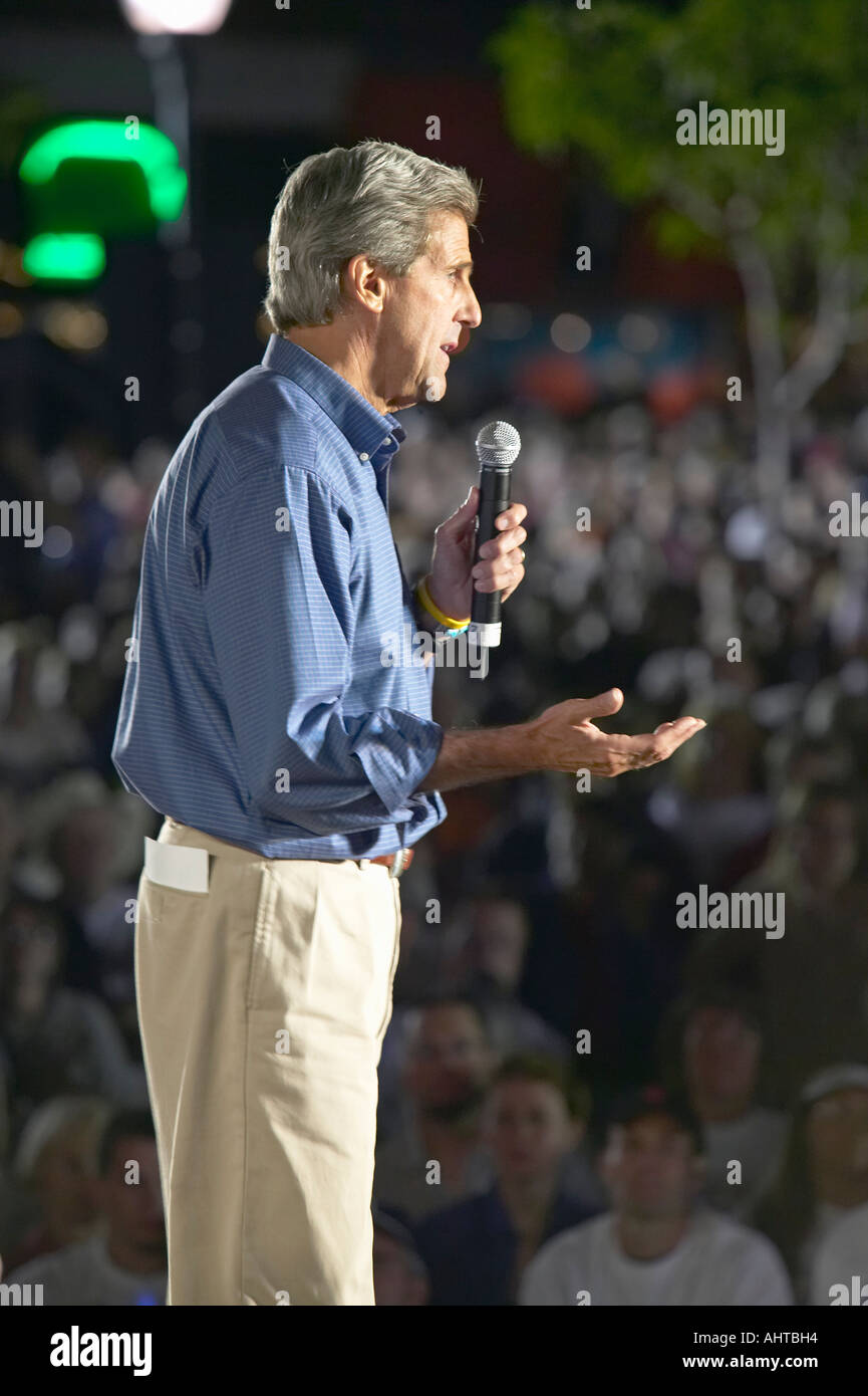 Senator John Kerry aus Bühne Heritage Square Flagstaff AZ spricht Stockfoto