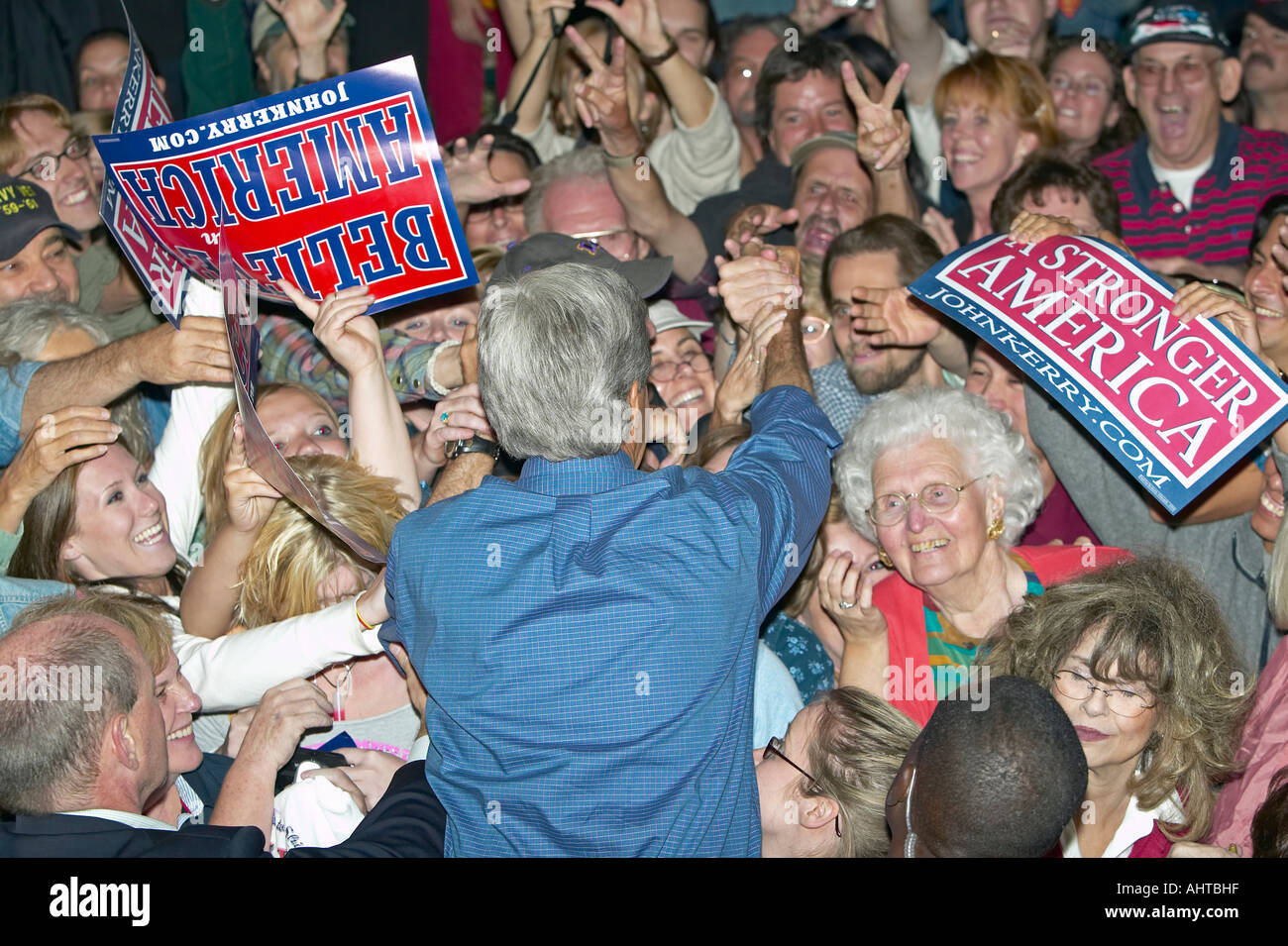Senator John Kerry Händeschütteln in Menge am Heritage Square Flagstaff AZ Stockfoto