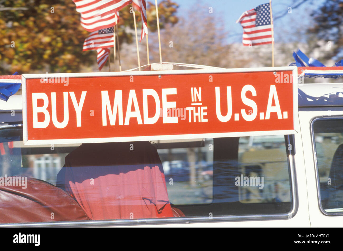 Ein Zeichen, das kaufen made in U S A liest Stockfoto