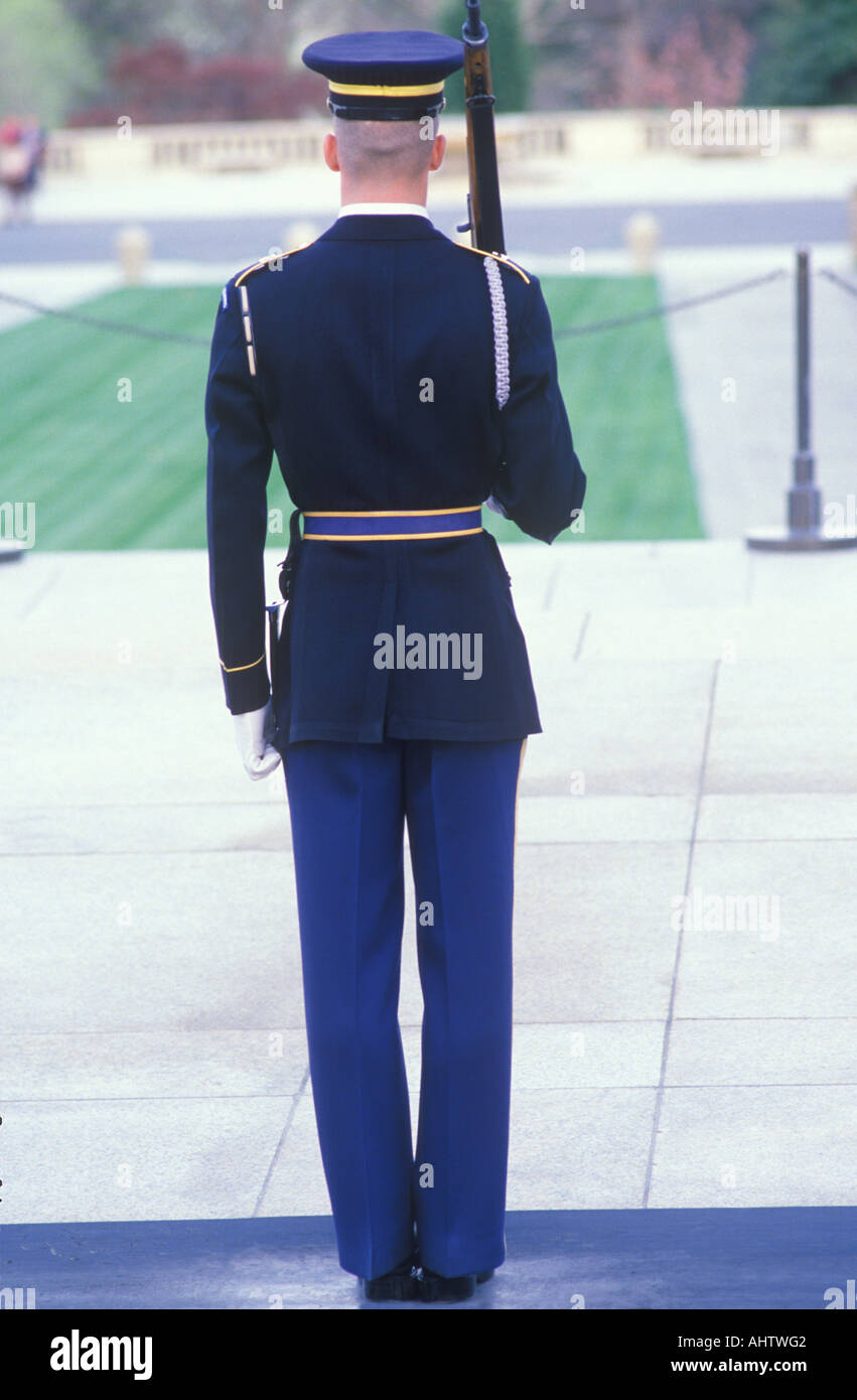 United States Marine bewaffnete Wache Arlington National Cemetery Washington D C Stockfoto