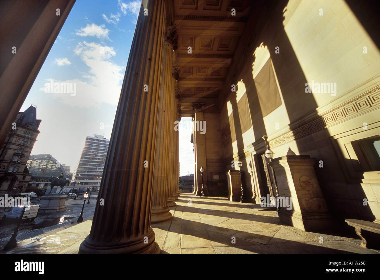 Die imposante und beeindruckende Saint Georges Hall Liverpool UK Stockfoto