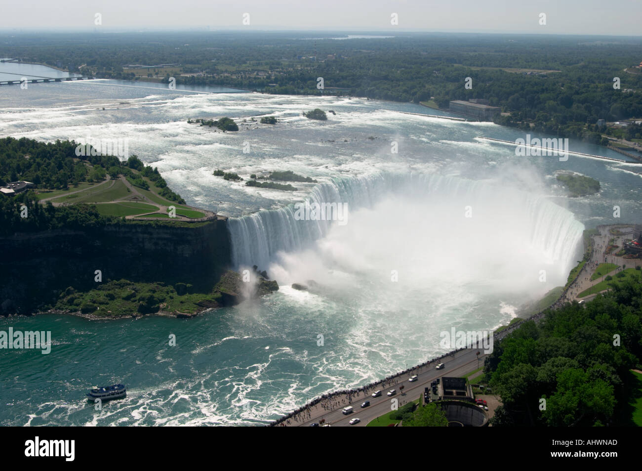 Niagara River und das Hufeisen oder kanadischen Wasserfälle an den Niagarafällen in Ontario Kanada Stockfoto