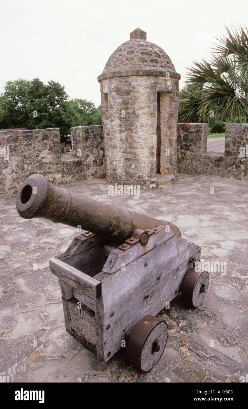 Goliad Texas USA historische Gebäude Presidio La Bahia das Fort von der Bucht Kanone Turm Stockfoto