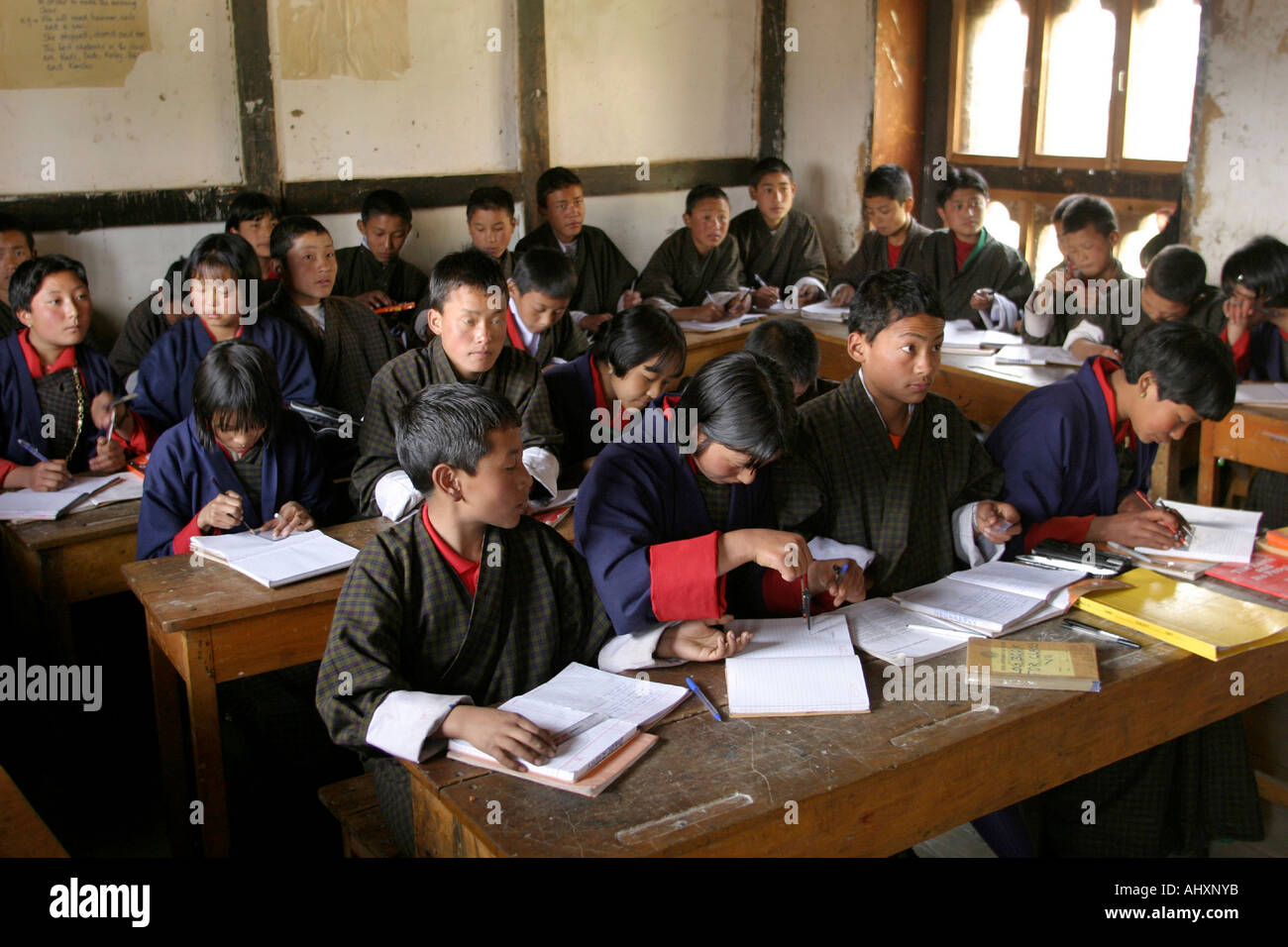 Bhutan Bildung Haa Tal Bitekha unteren sekundäre Schülerinnen und Schüler der Klasse Stockfoto