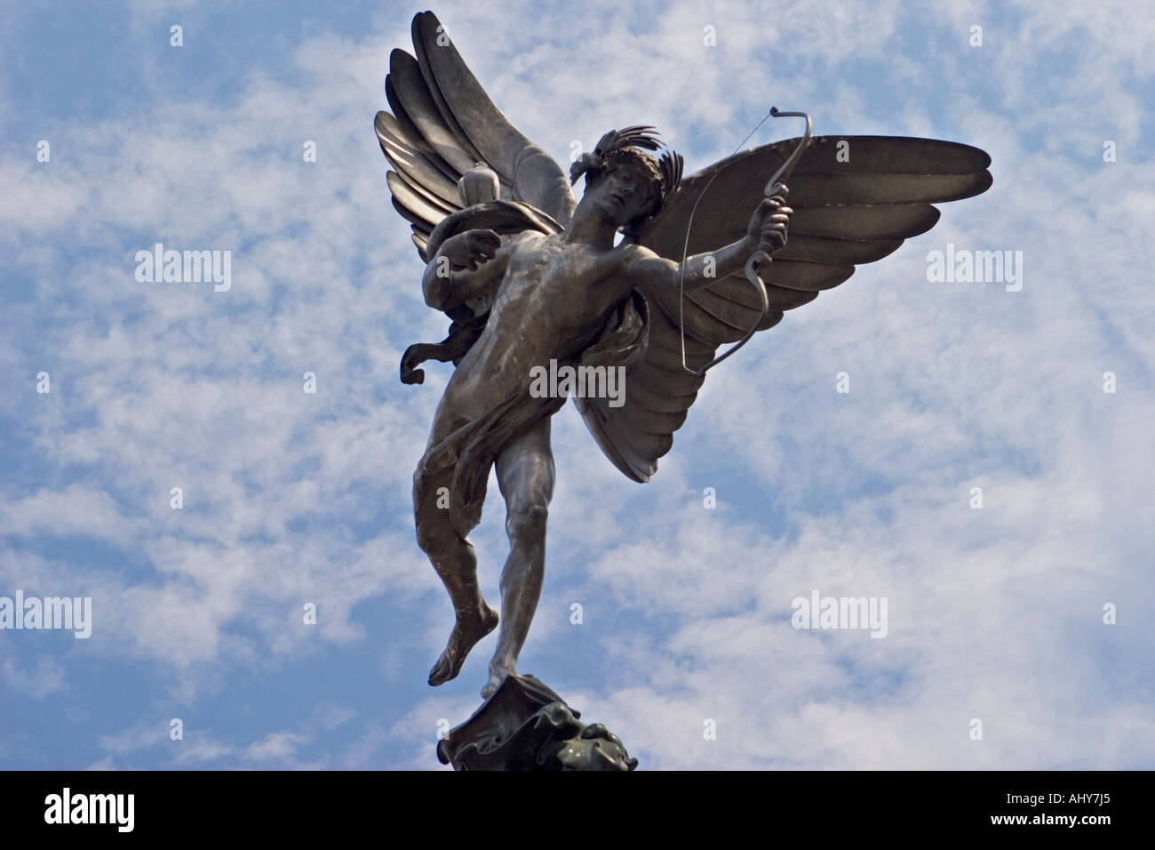 Nahaufnahme von Eros-Statue am Piccadilly Circus in London Stockfoto