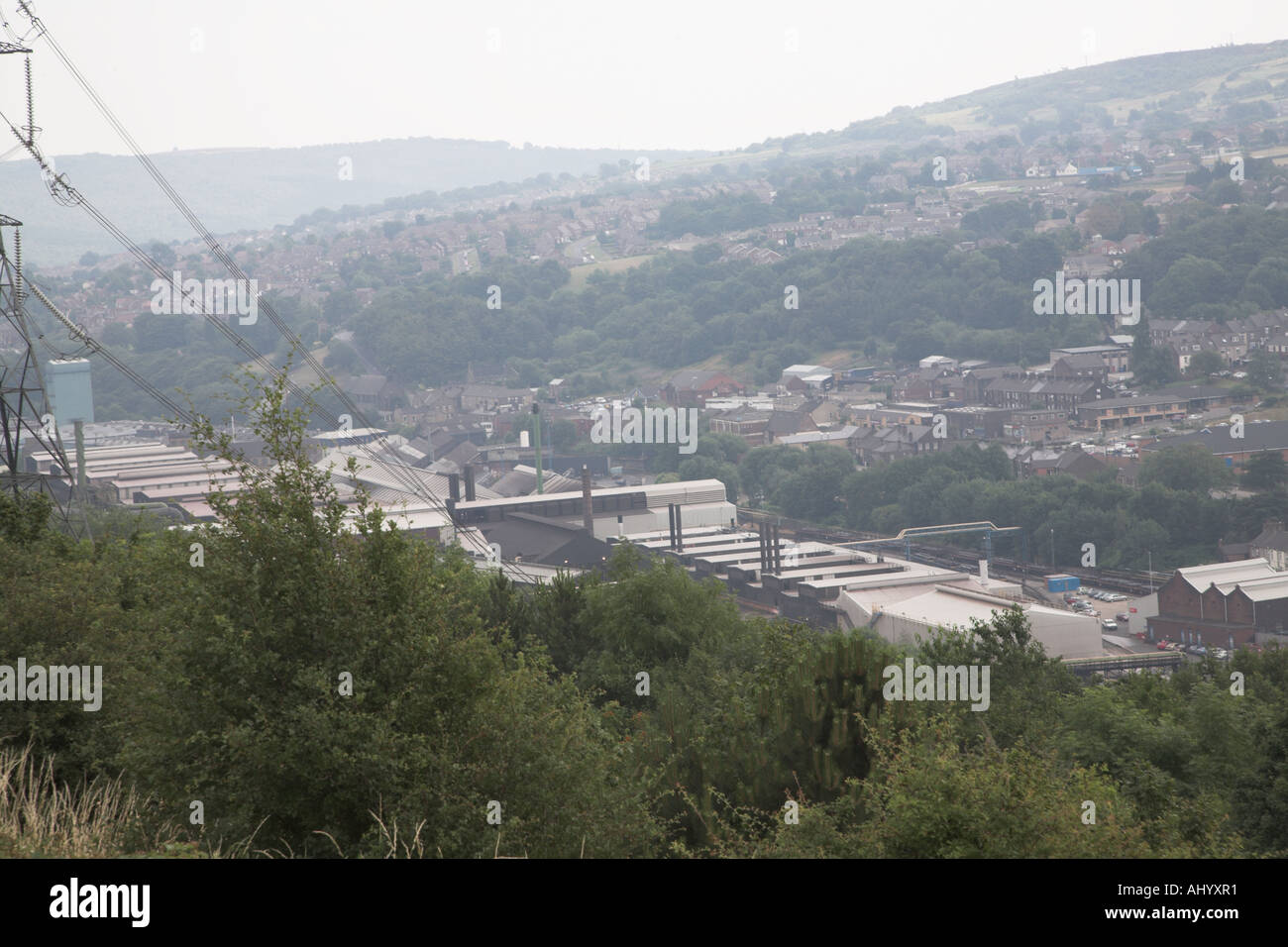 Stocksbridge Stahlwerke und Stadt in Pennine Hills in der Nähe von Sheffield Yorkshire England Stockfoto