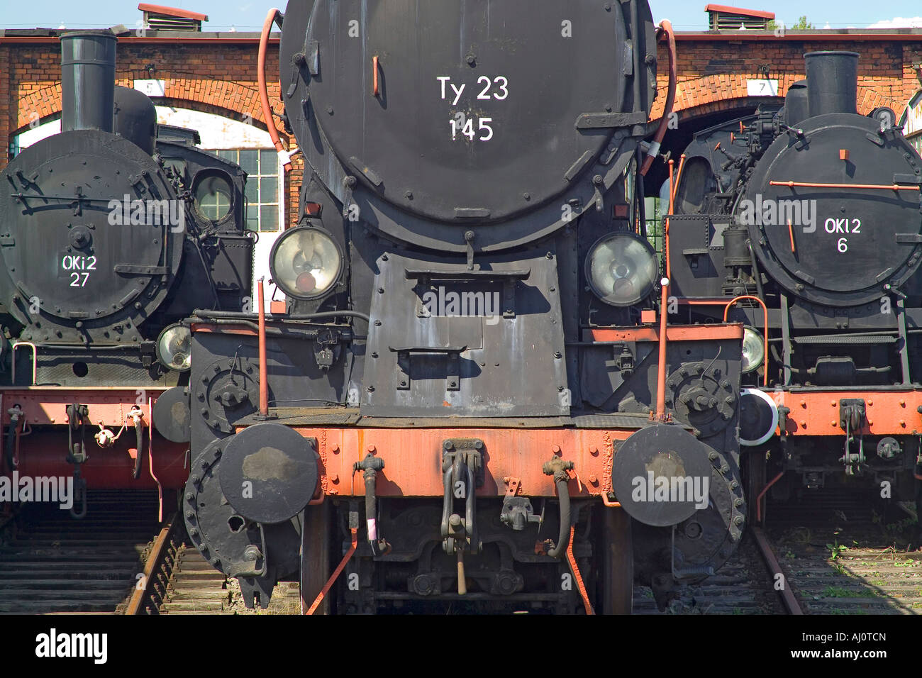 Dampf-Lokomotiven Ty 23 und Oki 2 Motoren Stockfoto