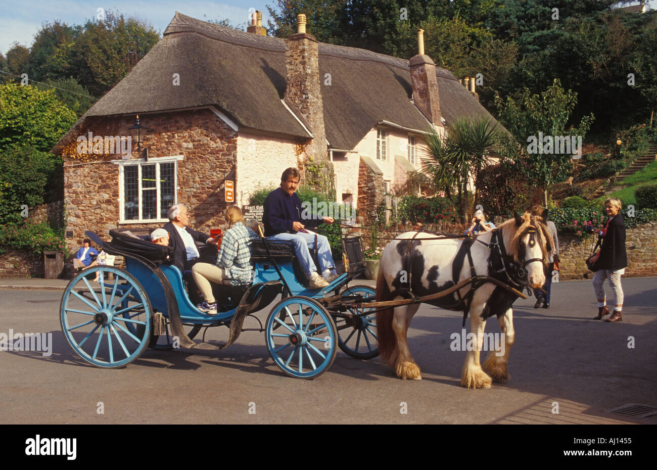 England Devon Cockington Pferdekutsche Stockfoto