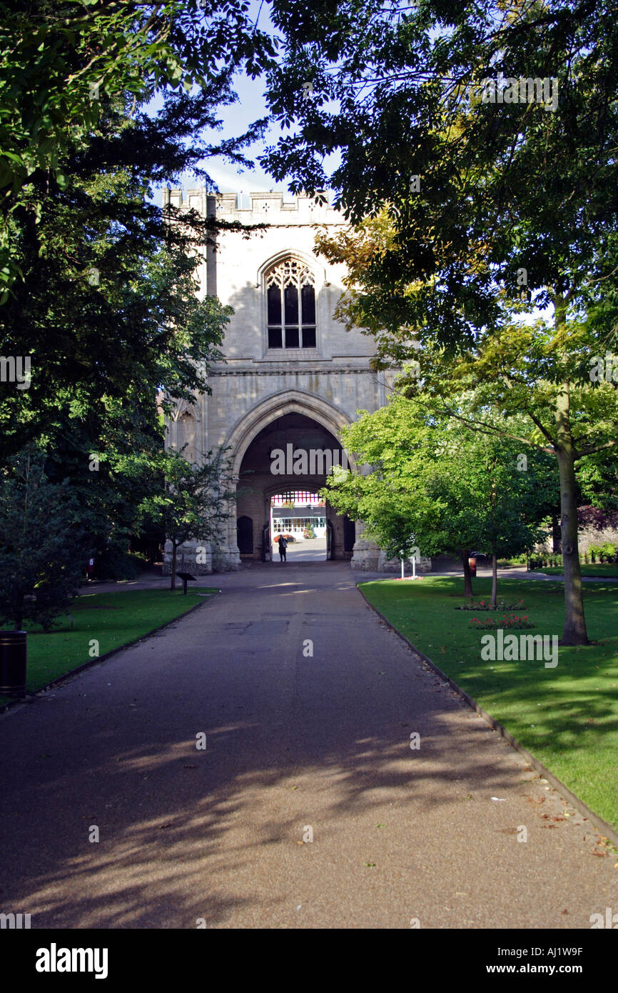 Die Abtei-Tor aus den Gärten einmal das große Gericht Bury St Edmunds Suffolk East Anglia UK Stockfoto