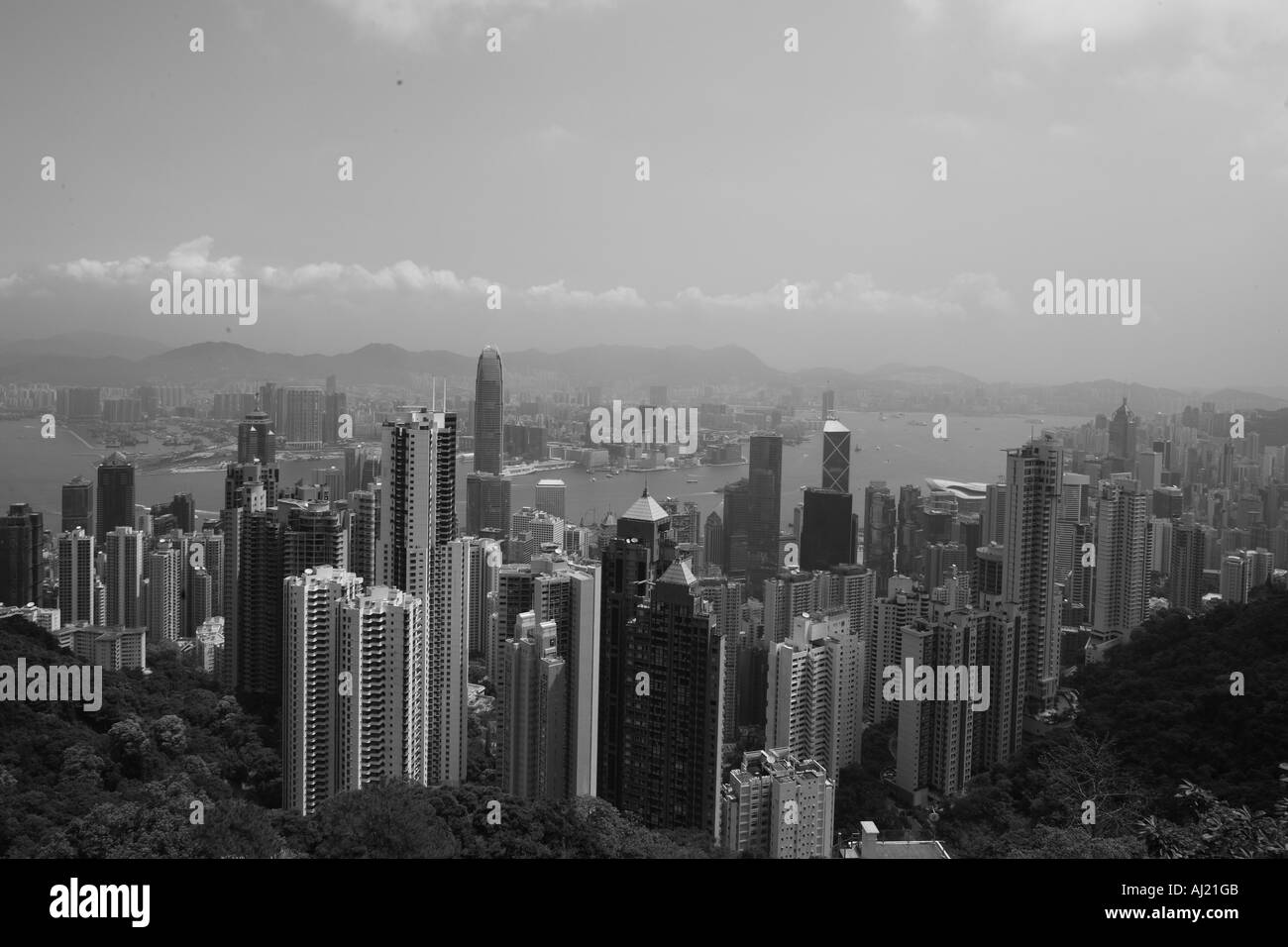 Asien Völker Republic Of China Hong Kong Überblick über die Skyline der Stadt vom Victoria Peak bei Central Financial District auf trübe Stockfoto