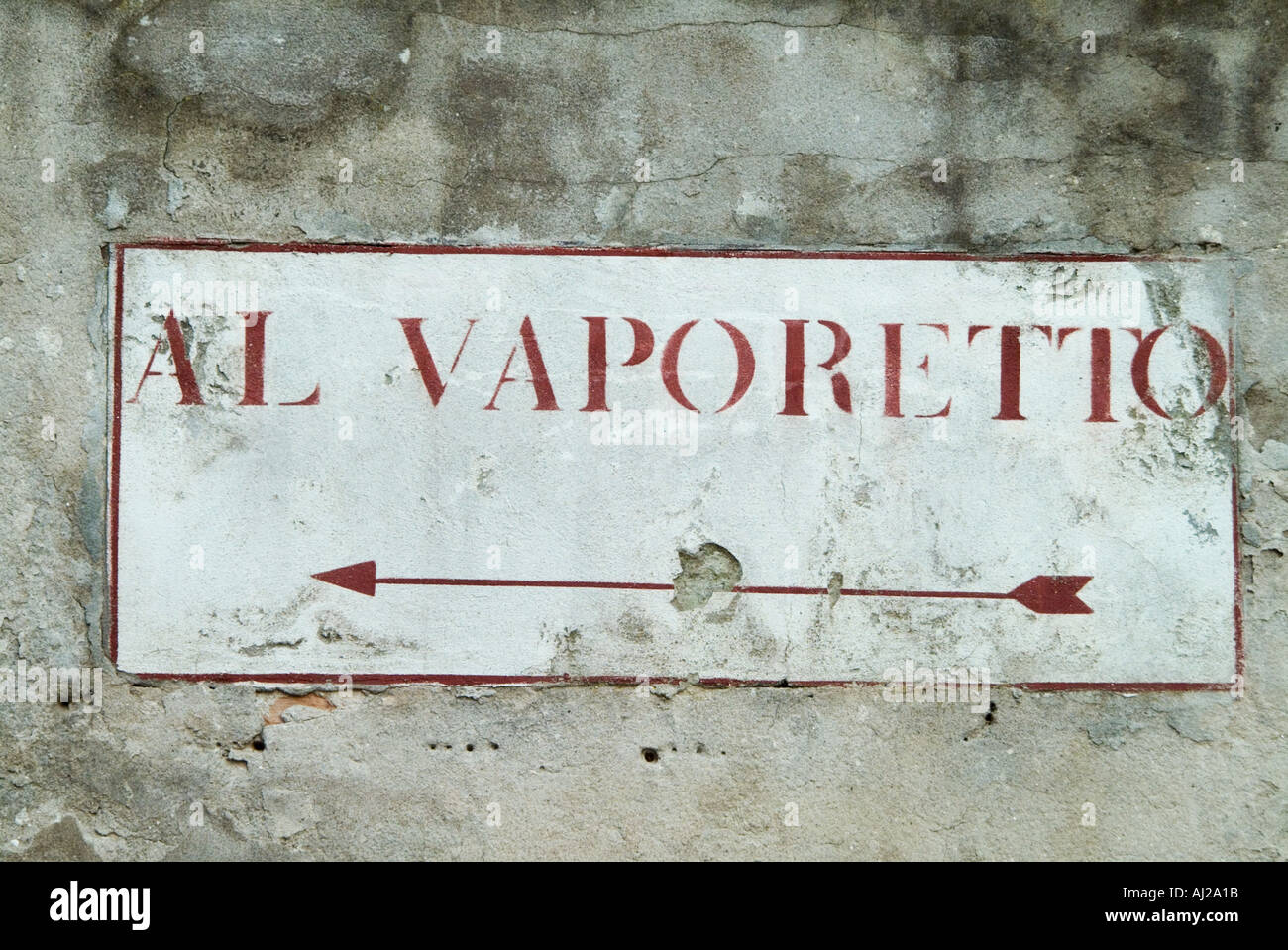 bemalte alte Wegweiser Vaporetto Venedig Veneto Italien Stockfoto