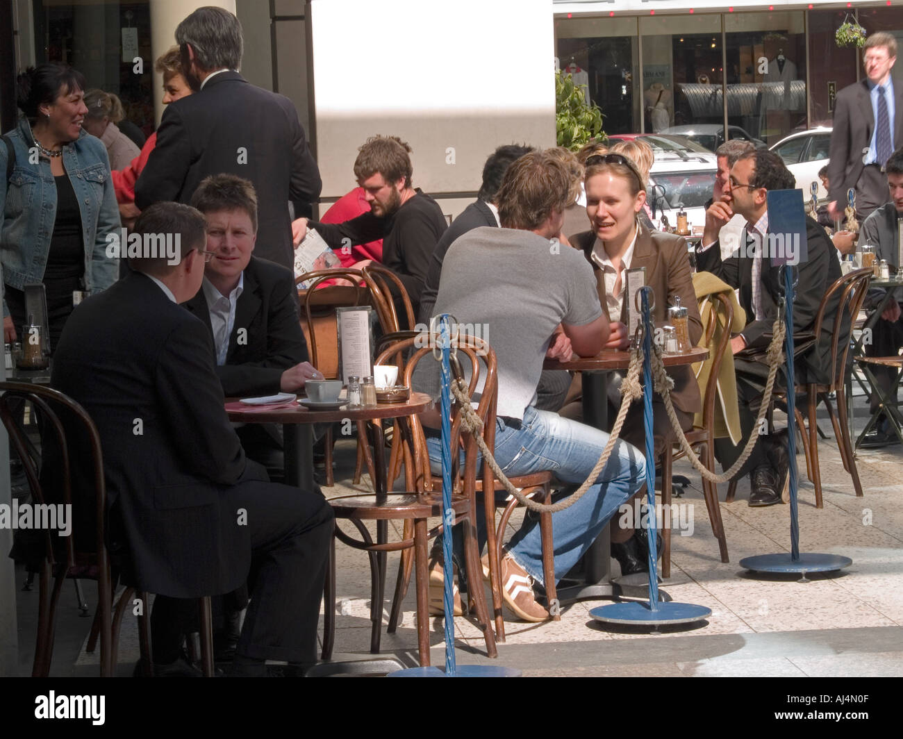 Geschäftsleute mit Mittagessen Stockfoto