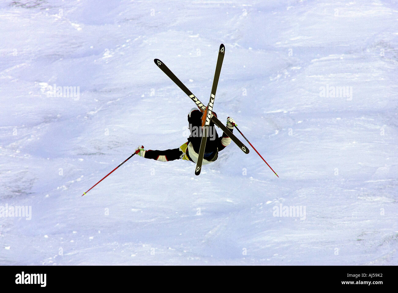 Skifahrer Büsten eine Bewegung während der Freestyle-WM in Val d Isere Stockfoto