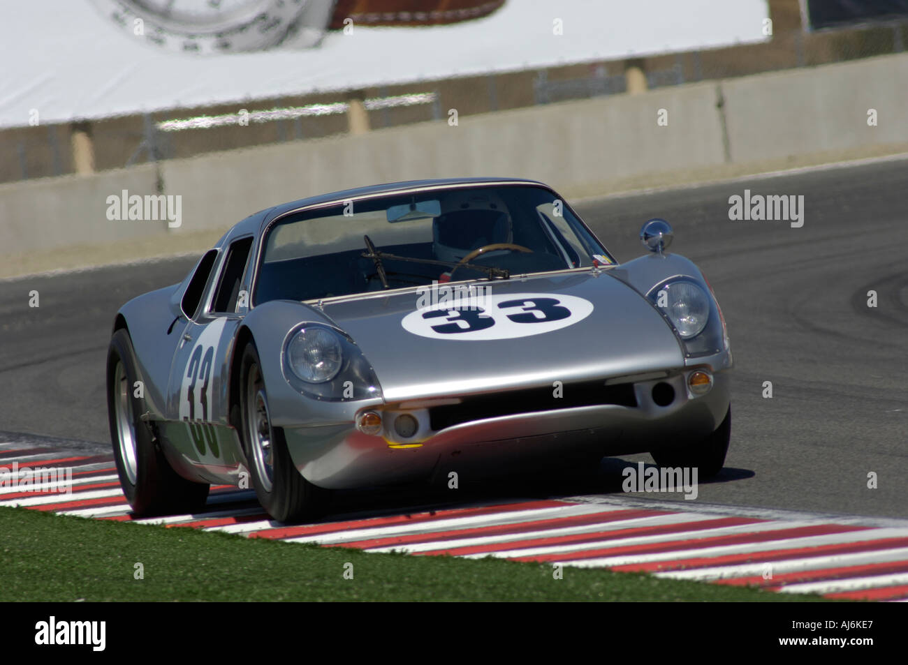 Dean Meiling Rennen seine 1965 Porsche 904 6 auf der 32. Rolex Monterey Historic Automobil Rennen 2005 Stockfoto