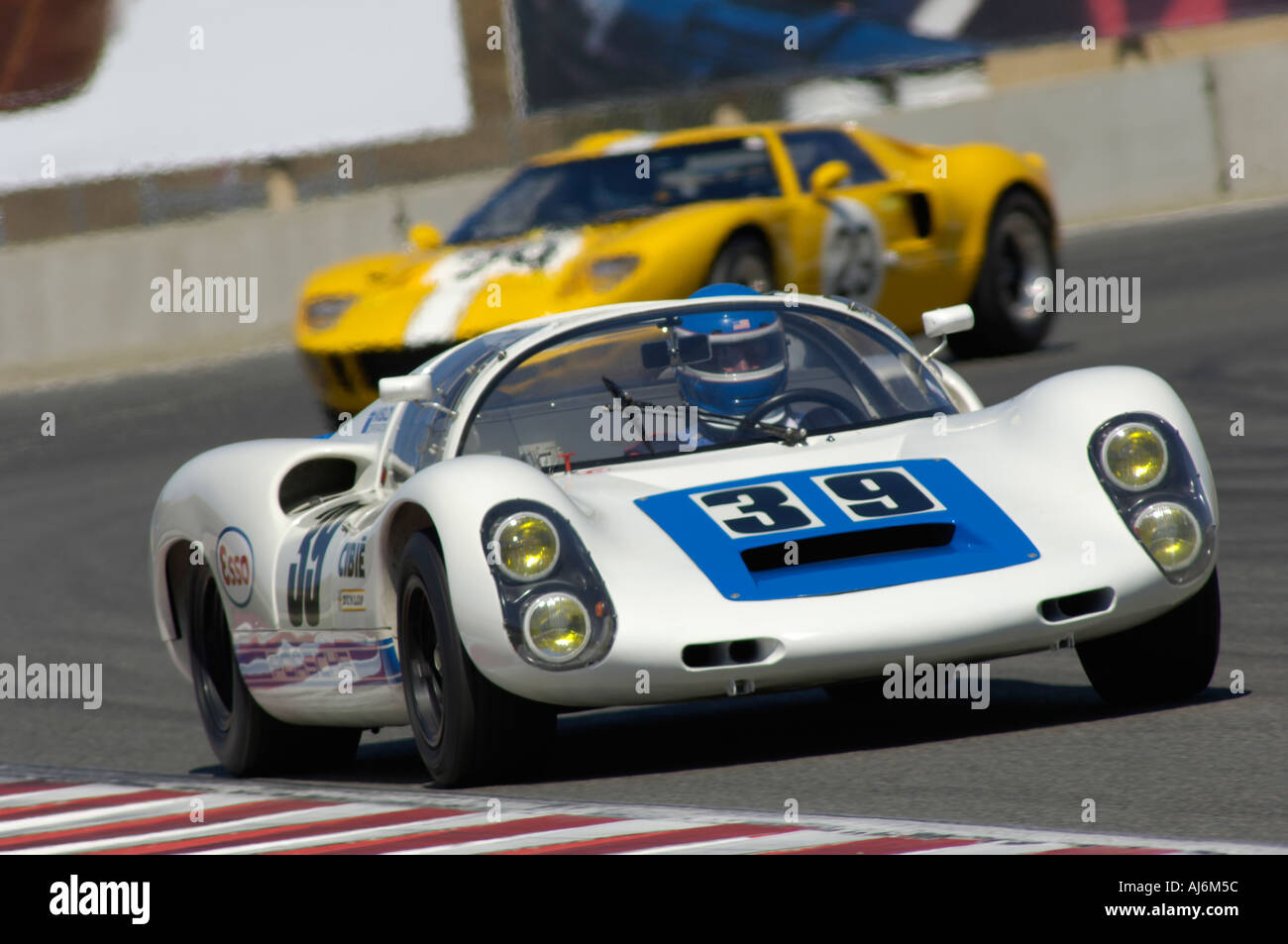 Howard Cherry Rennen 1966 Porsche 910 auf der 32. Monterey Historic Automobil Rennen 2005 Stockfoto