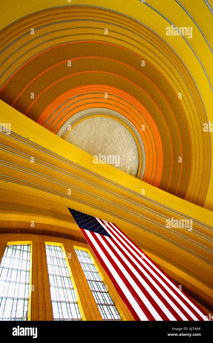 Innenansicht der Union Terminal besser bekannt als Cincinnati Museum Center und seine Art-deco-Design, Cincinnati Ohio. Stockfoto